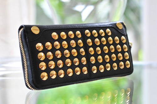PB Giveaway: Be&D Garbo Wallet