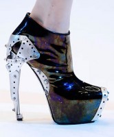 McQueen 20 McQueen 20
