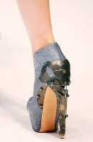 McQueen 24 McQueen 24