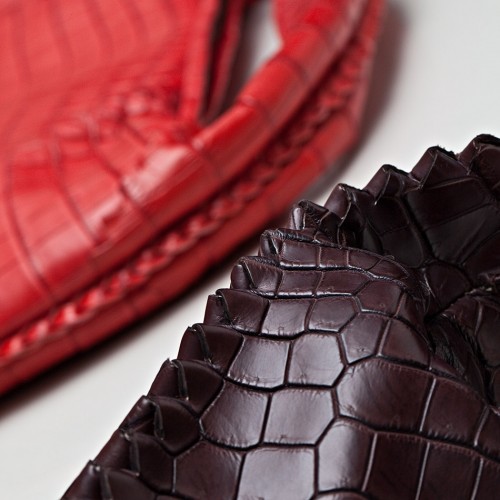 Bottega Veneta Icon Crocodile Handbags: Detail