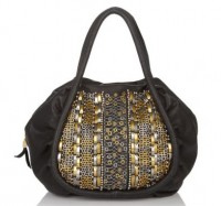 Isabella Fiore tries out heavy metal 1 Isabella Fiore Valentina Satchel