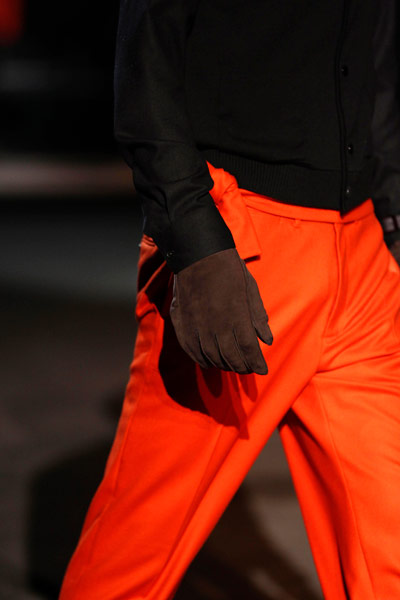 Fashion Networks  on Fashion Week Handbags  Louis Vuitton Men   S Accessories Fall 2011