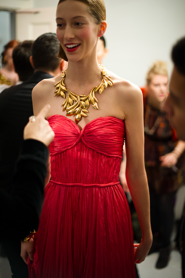 Oscar de la Renta Pre-Fall Backstage (12)