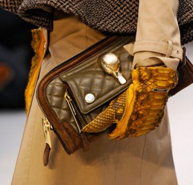 Burberry Prorsum Fall 2012 Handbags (15) Fashion Week Handbags: Burberry Prorsum Fall 2012 Burberry 15 280x268