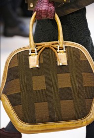 Burberry Prorsum Fall 2012 Handbags (18) Fashion Week Handbags: Burberry Prorsum Fall 2012 Burberry 19 191x280