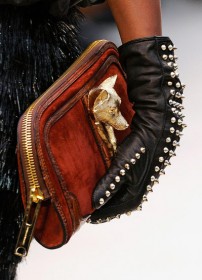 Burberry Prorsum Fall 2012 Handbags (19) Fashion Week Handbags: Burberry Prorsum Fall 2012 Burberry 20 202x280