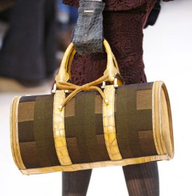 Burberry Prorsum Fall 2012 Handbags (28) Fashion Week Handbags: Burberry Prorsum Fall 2012 Burberry 29 274x280