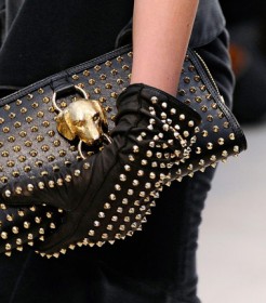 Burberry Prorsum Fall 2012 Handbags (35) Fashion Week Handbags: Burberry Prorsum Fall 2012 Burberry 36 246x280