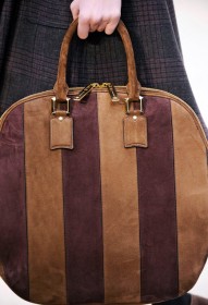 Burberry Prorsum Fall 2012 Handbags (7) Fashion Week Handbags: Burberry Prorsum Fall 2012 Burberry 7 191x280