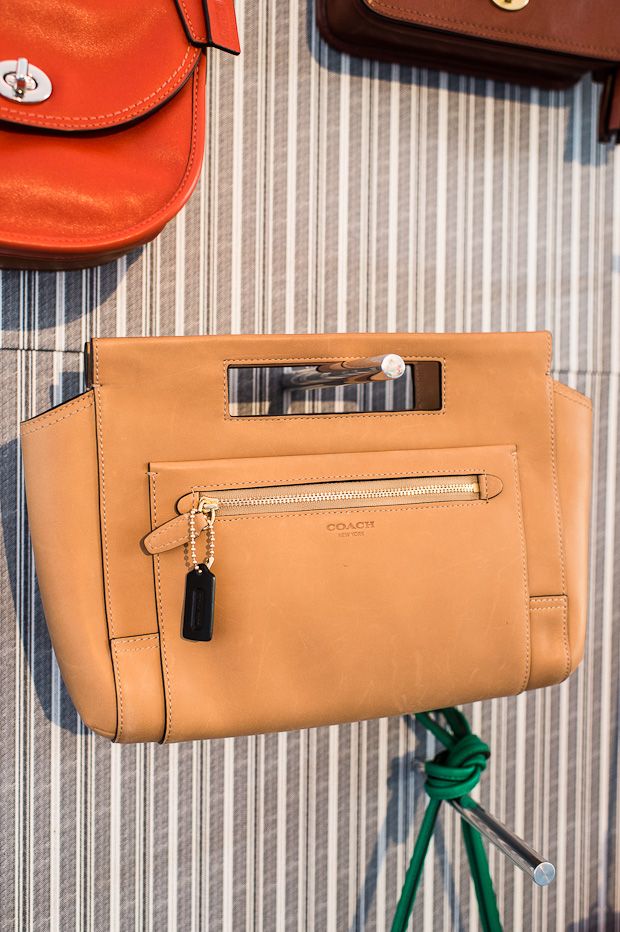 Coach legacy hot sale collection outlet