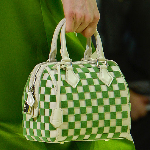 Louis Vuitton 16