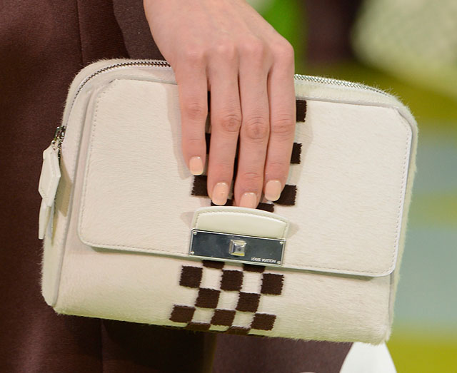 Louis Vuitton 18