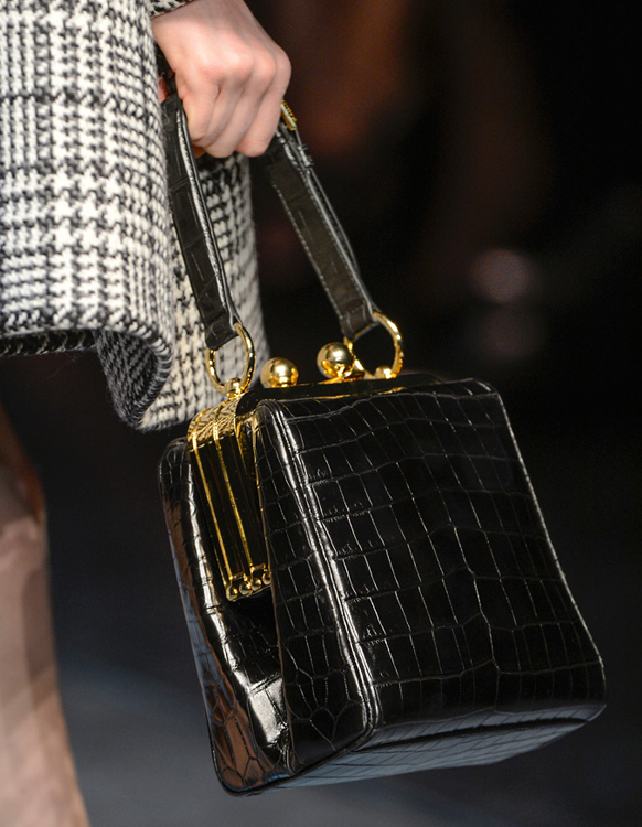 Dolce & Gabbana Fall 2013 Handbags (6)