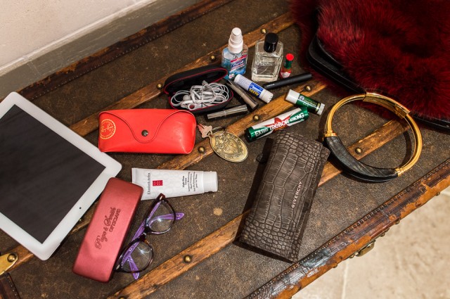 What's In Her Bag: Dee Hilfiger (1)