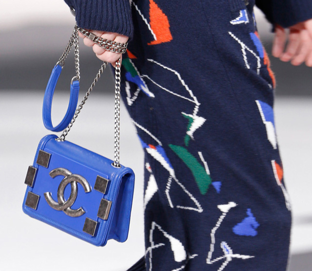 Chanel Fall 2013 Runway Handbags (19)