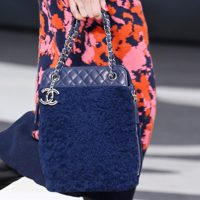 Chanel Fall 2013 Runway Handbags (21)