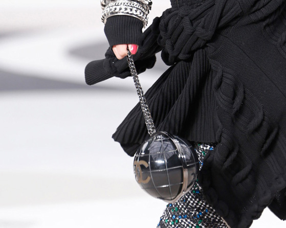 Chanel Fall 2013 Runway Handbags (4)