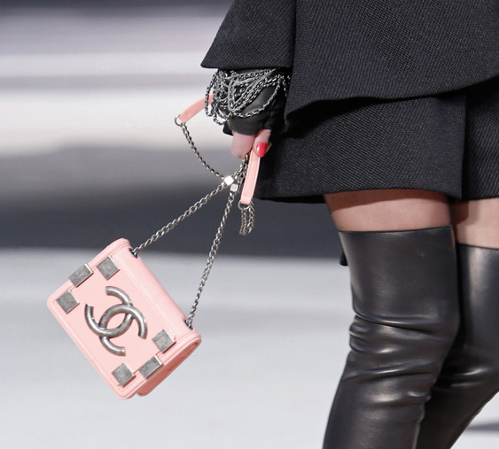 Chanel Fall 2013 Runway Handbags (39)