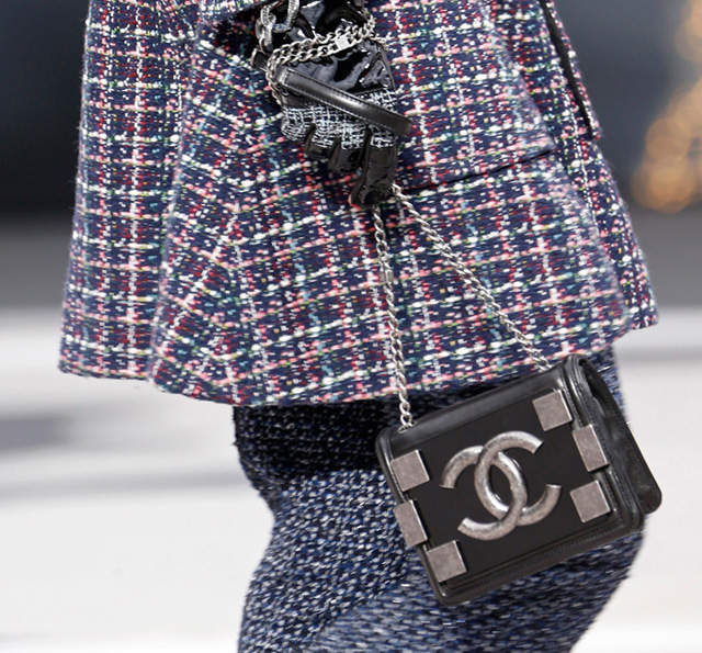 Chanel Fall 2013 Runway Handbags (8)