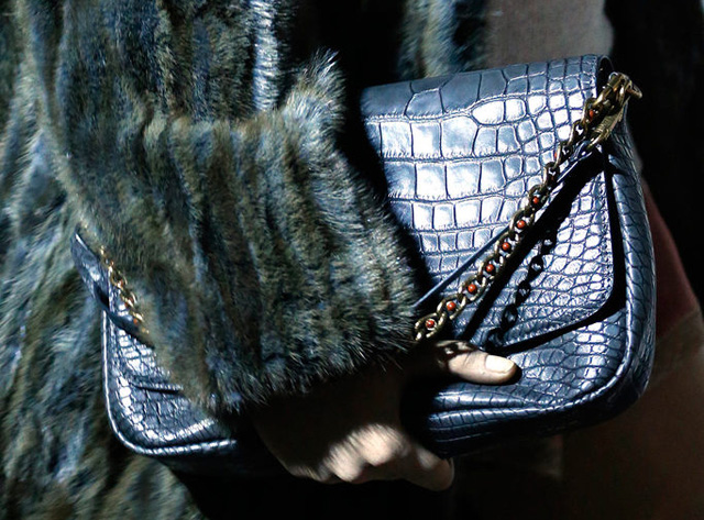 Louis Vuitton Fall 2013 Handbags (31)