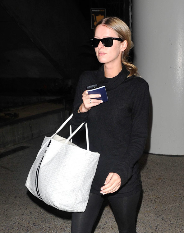 The Many Bags of Nicky Hilton-29