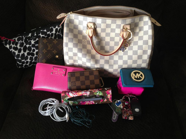 Louis Vuitton Speedy Bag Contents