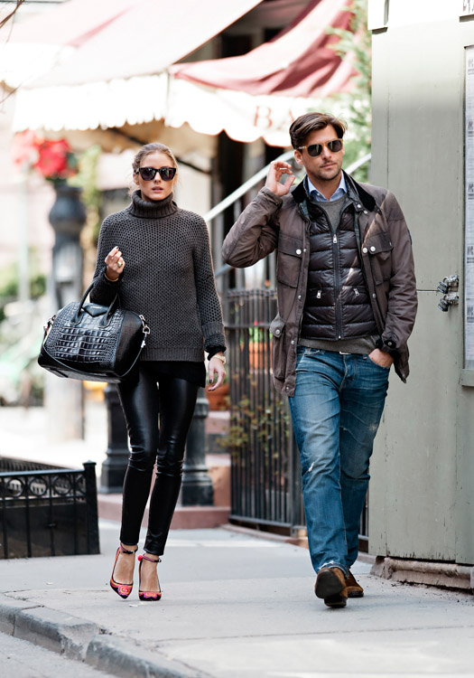 Olivia Palermo carries a black, crocodile-embossed Givenchy Antigona Bag (3)