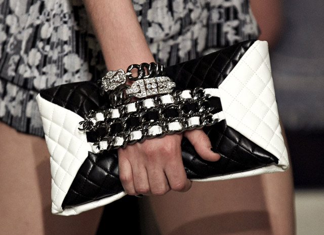 Chanel Cruise 2013 Handbags (21)