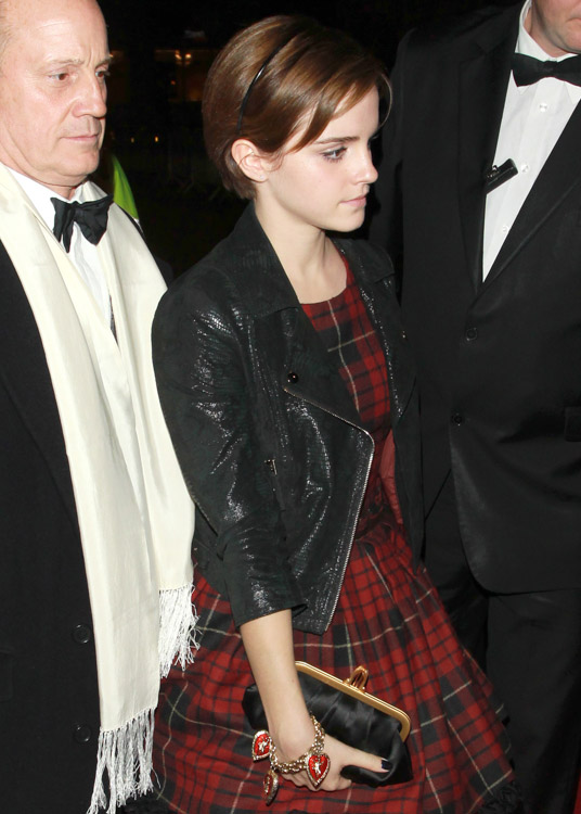 The Many Bags of Emma Watson-10