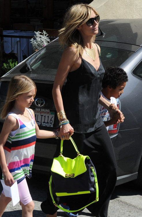 The Many Bags of Heidi Klum-16