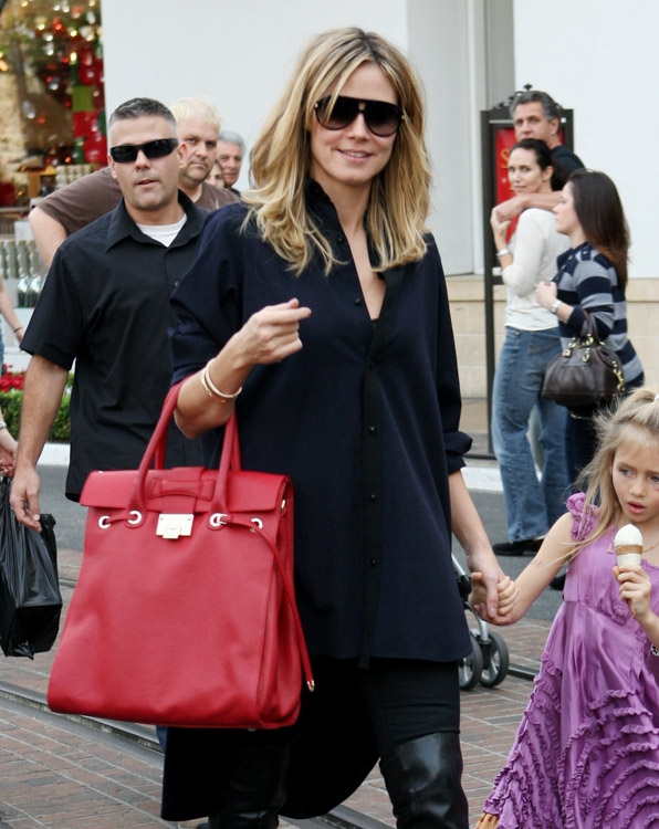 The Many Bags of Heidi Klum-8