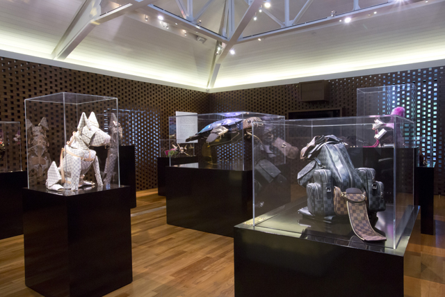 Louis Vuitton Billie Achilleos Leather Animal Sculptures (11)