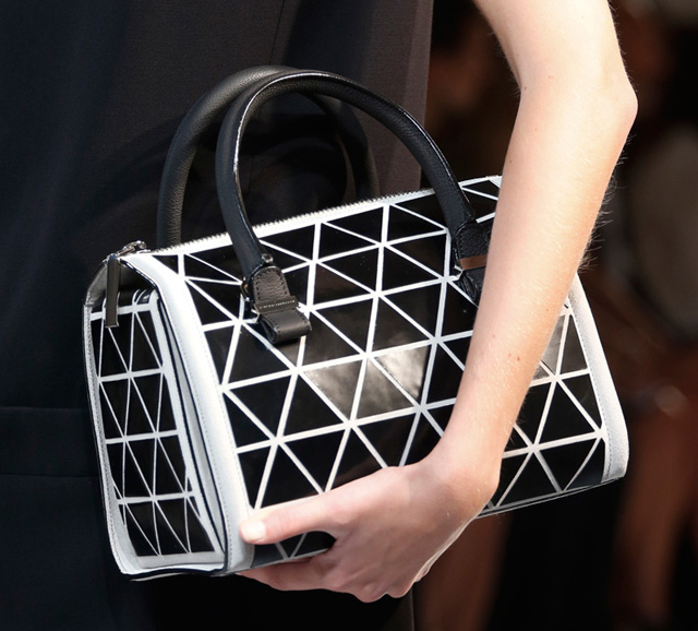 Victoria Beckham Spring 2014 Handbags (8)
