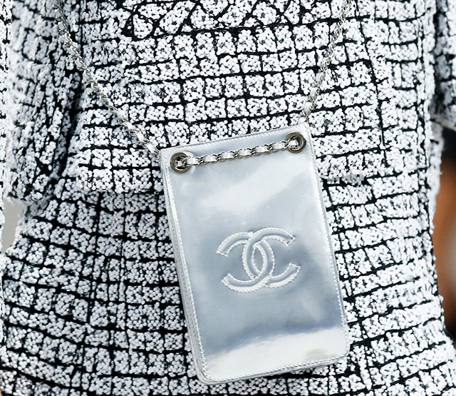 Chanel Pre-Owned 1990s single-breasted jacket Handbags (2)
