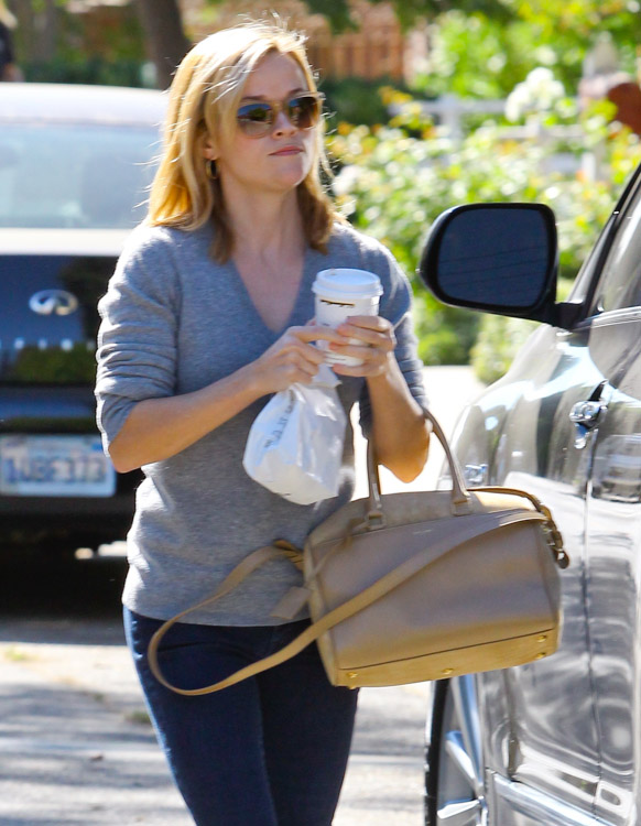 The Many Bags of Reese Witherspoon, Part Two (16)