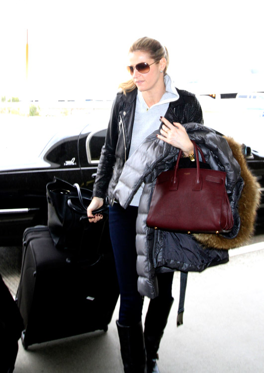 Erin Andrews Celine Luggage Tote Saint Laurent Sac de Hour Bag-3