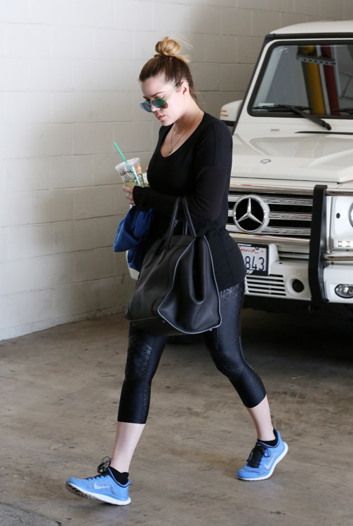 Khloe Kardashian Celine Phantom Luggage Tote-3