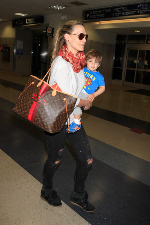 Molly Sims Louis Vuitton Mon Monogram Neverfull Tote-4