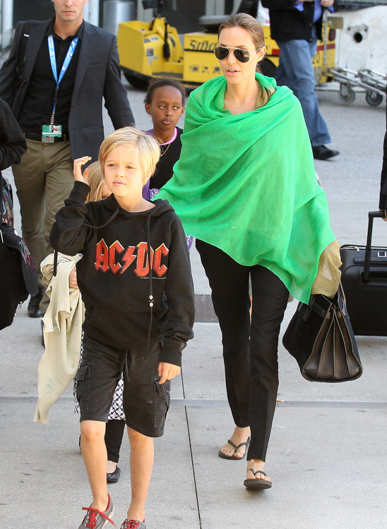 Angelina Jolie Saint Laurent Sac de Jour Tote-2