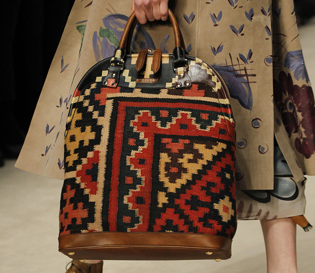 Burberry Fall 2014 Runway Bags 11