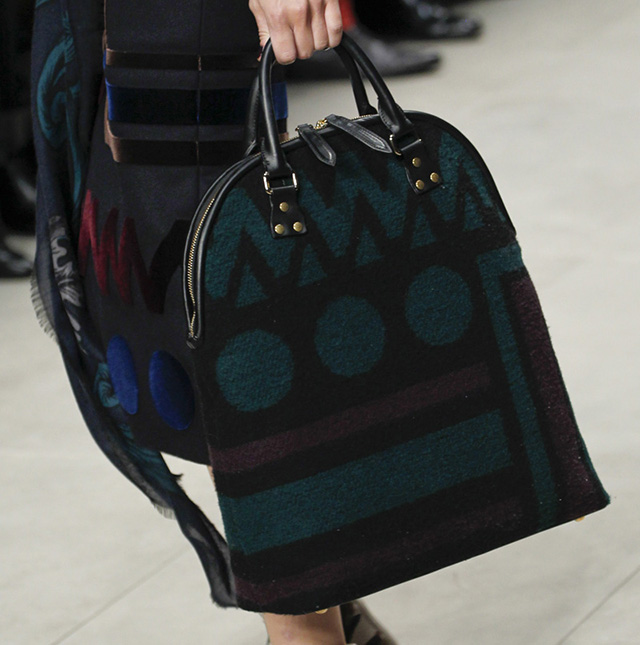 Burberry Fall 2014 Runway Bags 21