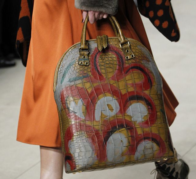 Burberry Fall 2014 Runway Bags 26