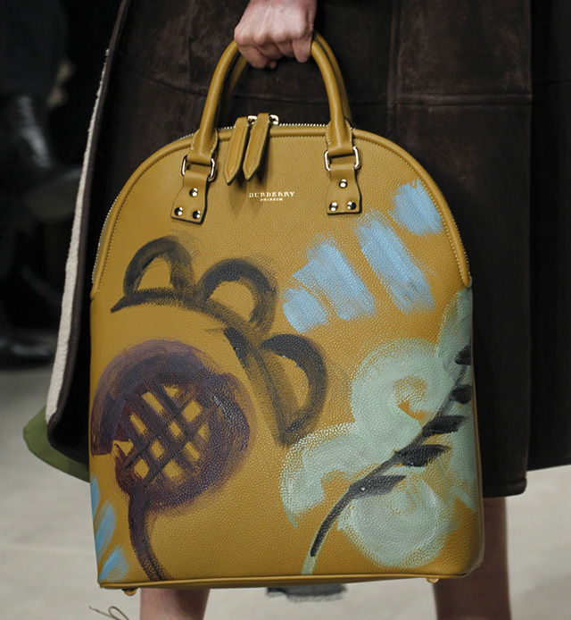 Burberry Fall 2014 Runway Bags 30