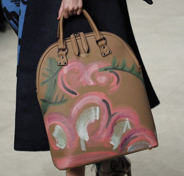 Burberry Fall 2014 Runway Bags 33