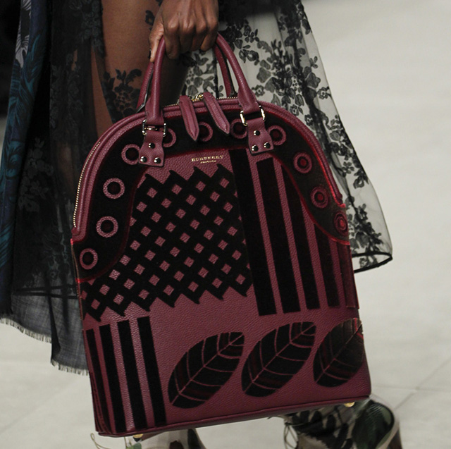 Burberry Fall 2014 Runway Bags 36