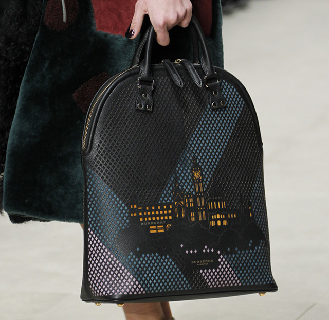 Burberry Fall 2014 Runway Bags 38