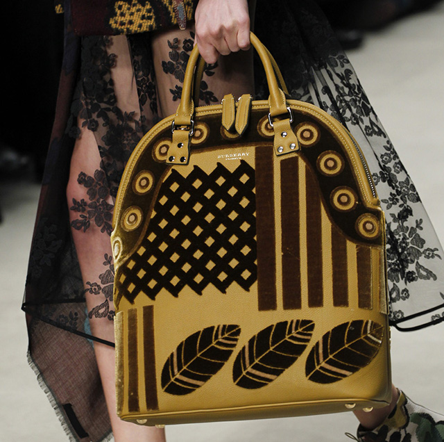 Burberry Fall 2014 Runway Bags 7