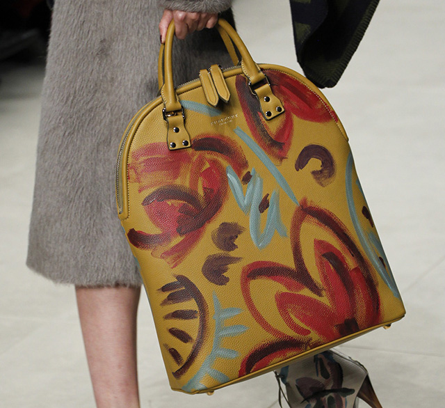 Burberry Fall 2014 Runway Bags 9