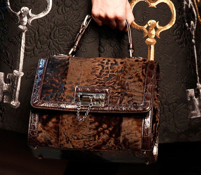 Dolce and Gabbana Fall 2014 Handbags 17