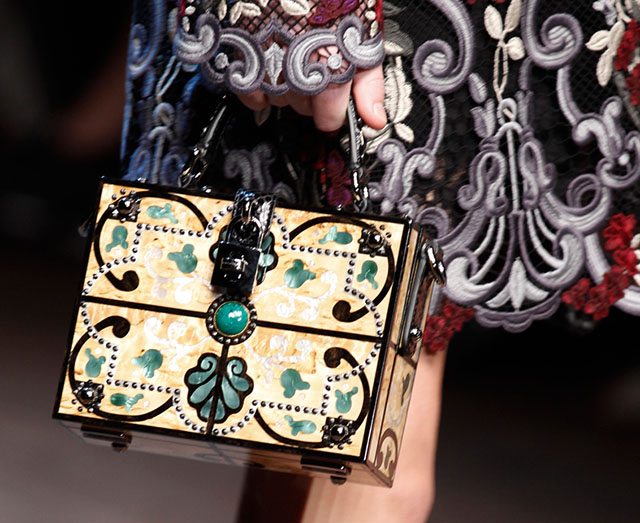 Dolce and Gabbana Fall 2014 Handbags 25